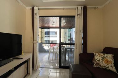 Apartamento &agrave; venda - 147m&sup2; - Centro