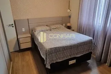 Apartamento &agrave; venda - 120m&sup2; - Meia Praia