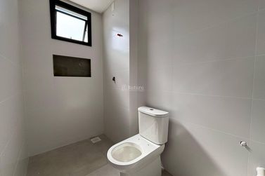 Apartamento &agrave; venda - 132m&sup2; - Meia Praia