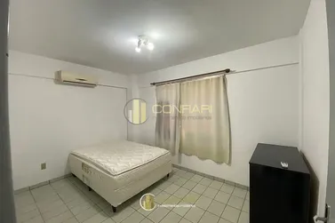 Apartamento para alugar - 60m&sup2; - Centro