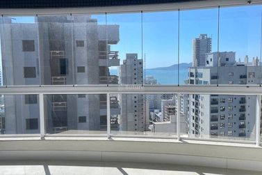 Apartamento &agrave; venda - Meia Praia