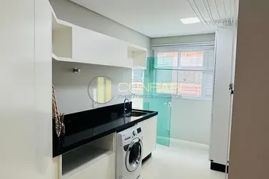 Apartamento &agrave; venda - 281m&sup2; - Meia Praia
