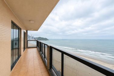 Apartamento &agrave; venda - 130m&sup2; - Centro