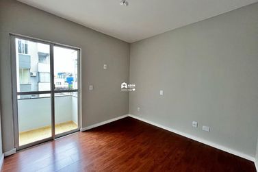 Apartamento para alugar - 75m&sup2; - Centro