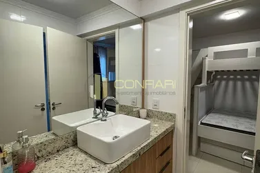 Apartamento &agrave; venda - 123m&sup2; - meia praia
