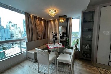 Apartamento &agrave; venda - Meia Praia