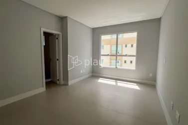 Apartamento &agrave; venda - 160m&sup2; - Meia Praia