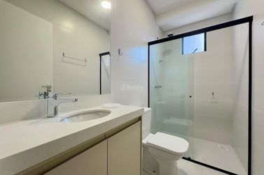 Apartamento &agrave; venda - 124m&sup2; - Meia Praia