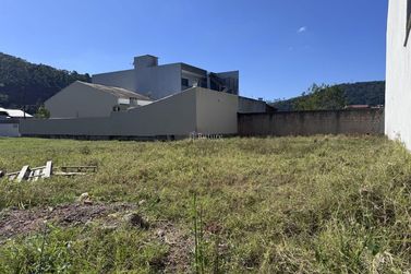 Terreno &agrave; venda - 300m&sup2; - Bairro Rio Pequeno