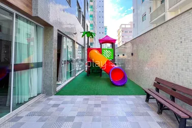 Apartamento &agrave; venda - 164m&sup2; - Meia Praia