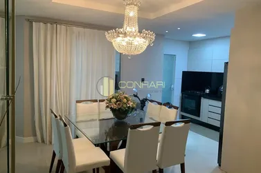 Apartamento &agrave; venda - 140m&sup2; - Meia Praia