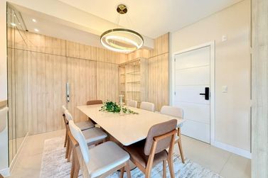 Apartamento &agrave; venda - 110m&sup2; - Meia Praia
