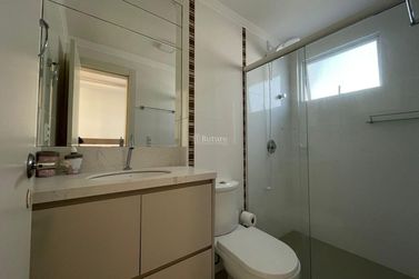 Apartamento &agrave; venda - 225m&sup2; - Meia Praia