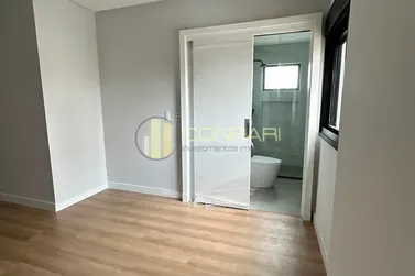 Apartamento para alugar - 118m&sup2; - meia praia