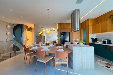 Apartamento &agrave; venda - 264m&sup2; - Meia Praia