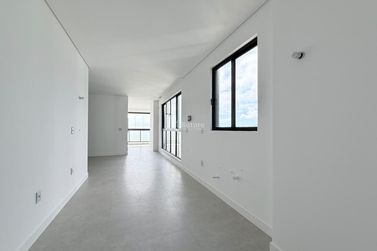 Apartamento &agrave; venda - Meia Praia