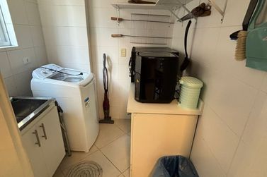 Apartamento &agrave; venda - 134m&sup2; - Meia Praia