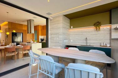 Apartamento &agrave; venda - 264m&sup2; - Meia Praia