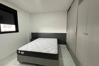 Apartamento &agrave; venda - Meia Praia