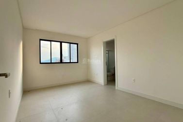 Apartamento &agrave; venda - Meia Praia