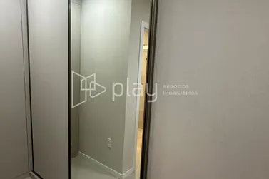 Apartamento &agrave; venda - 81m&sup2; - Meia Praia