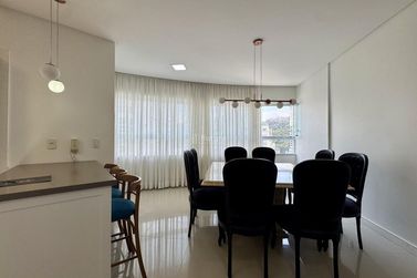 Apartamento &agrave; venda - 10472m&sup2; - Pioneiros