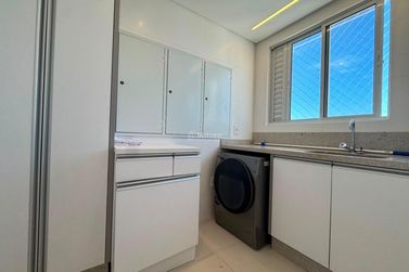 Apartamento &agrave; venda - 139m&sup2; - Centro