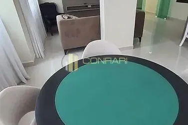 Apartamento &agrave; venda - 150m&sup2; - Meia Praia