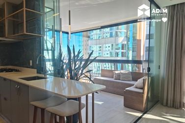Apartamento para alugar - 127m&sup2; - Meia Praia