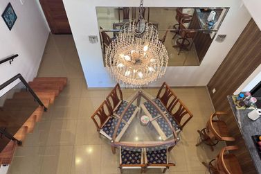 Apartamento &agrave; venda - 115m&sup2; - Centro