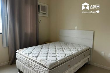 Apartamento para alugar - 140m&sup2; - Meia Praia