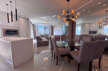 Apartamento &agrave; venda - 129m&sup2; - Centro