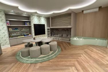 Apartamento &agrave; venda - 140m&sup2; - Meia Praia