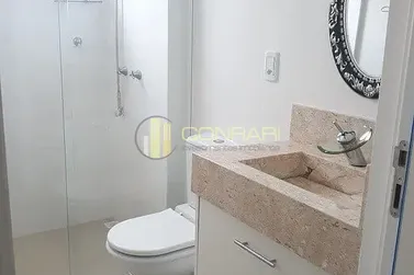 Apartamento &agrave; venda - 180m&sup2; - Meia Praia