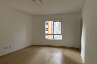 Apartamento &agrave; venda - Meia Praia