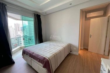 Apartamento &agrave; venda - Meia Praia