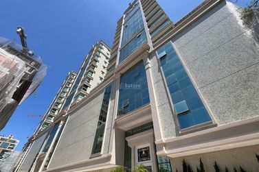 Apartamento &agrave; venda - 245m&sup2; - Centro