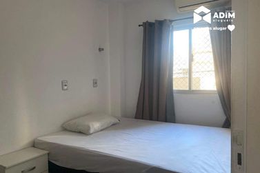 Apartamento para alugar - 127m&sup2; - Centro