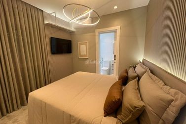 Apartamento &agrave; venda - Meia Praia