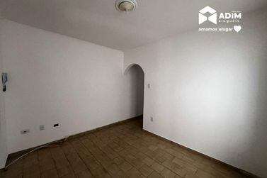 Apartamento para alugar - 50m&sup2; - Centro