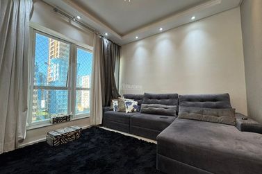 Apartamento &agrave; venda - 180m&sup2; - Meia Praia