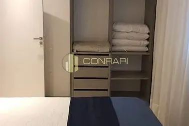 Apartamento &agrave; venda - 185m&sup2; - Centro
