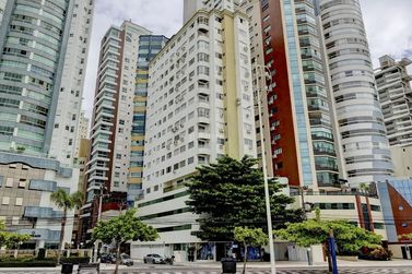 Apartamento &agrave; venda - 80m&sup2; - Barra Sul