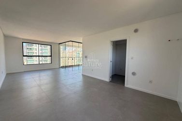 Apartamento &agrave; venda - Meia Praia