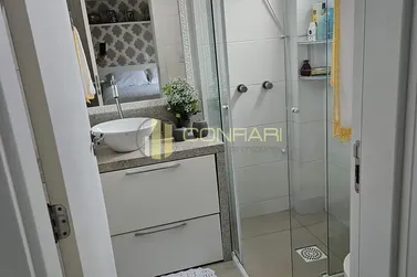 Apartamento &agrave; venda - 78m&sup2; - Meia Praia