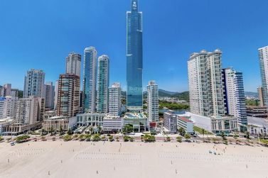 Apartamento &agrave; venda - 217m&sup2; - Barra Sul