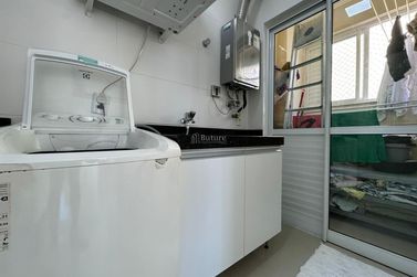 Apartamento &agrave; venda - 180m&sup2; - Meia Praia