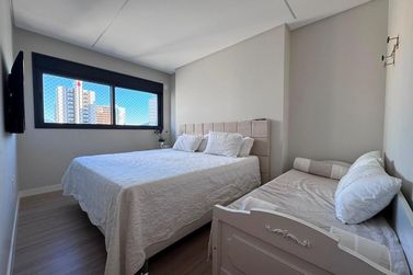 Apartamento &agrave; venda - 222m&sup2; - Centro