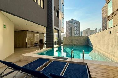 Apartamento &agrave; venda - Meia Praia