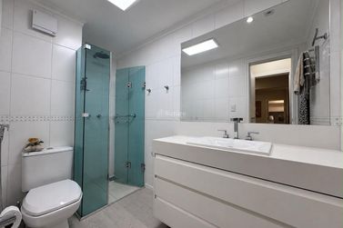 Apartamento &agrave; venda - 74m&sup2; - Centro